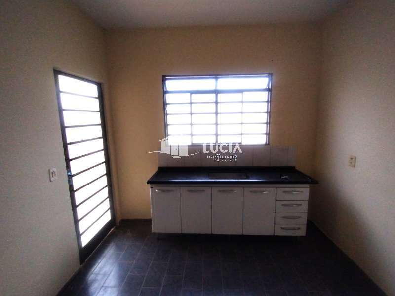 Casa à Aluguel no bairro Jardim Odete em Jaú imagem 3