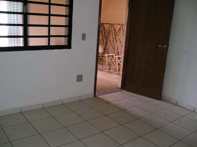 Casa à Aluguel no bairro Jardim Orlando Ometto em Jaú imagem 2