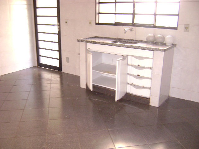 Casa à Aluguel no bairro Centro em Jaú imagem 8