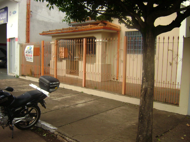Casa à Aluguel no bairro Vila Sampaio em Jaú imagem 1