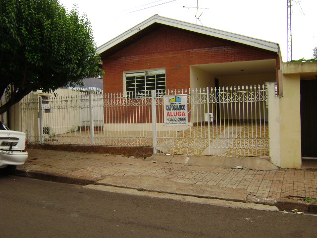 Casa à Aluguel no bairro São Benedito em Jaú imagem 1