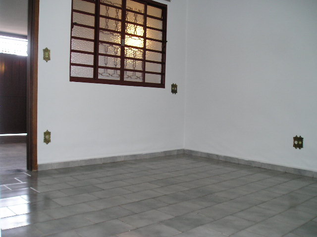 Casa à Aluguel no bairro Vila Sampaio em Jaú imagem 3