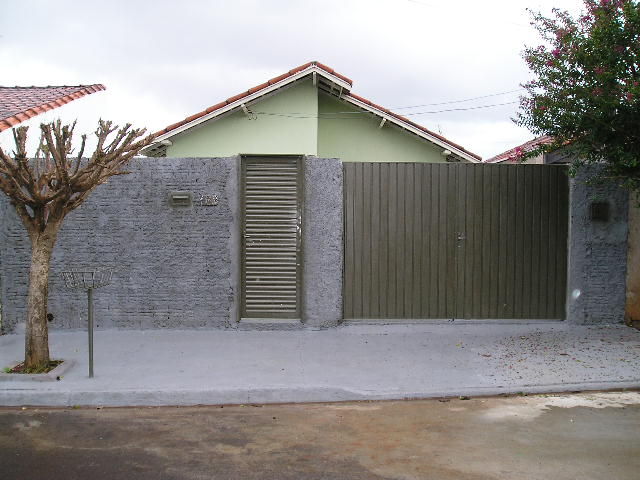 Casa à Aluguel no bairro Jardim dos Comerciários em Jaú imagem 0