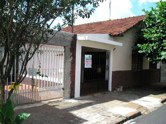 Casa à Aluguel no bairro Vila XV em Jaú imagem 1