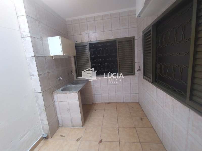 Casa à Aluguel no bairro Jardim Sanzovo em Jaú imagem 11