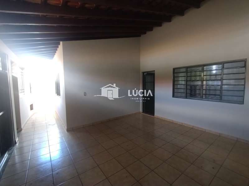 Casa à Aluguel no bairro Jardim Sanzovo em Jaú imagem 1