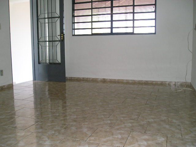 Casa à Aluguel no bairro Jardim Nova Jaú em Jaú imagem 2