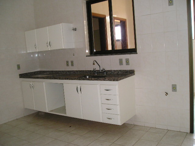 Apartamento à Aluguel no bairro Centro em Jaú imagem 1