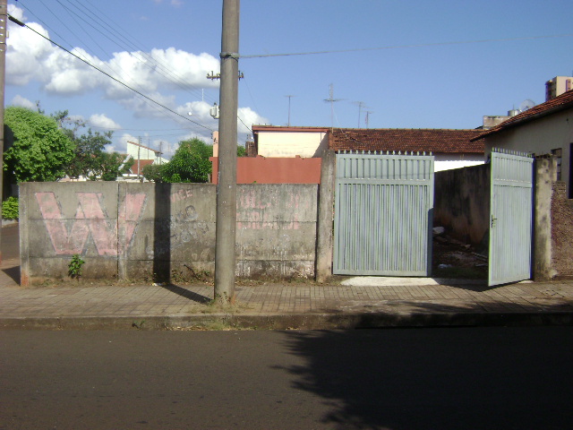 Terreno à Aluguel no bairro Vila Sampaio em Jaú imagem 1