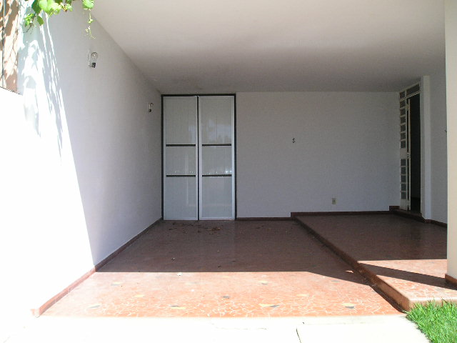 Casa à Aluguel no bairro Vila Carvalho em Jaú imagem 1