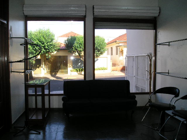 Sala Comercial à Aluguel no bairro Centro em Jaú imagem 2