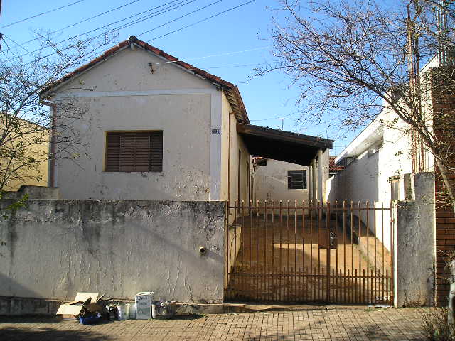 Casa à Aluguel no bairro Centro em Jaú imagem 0