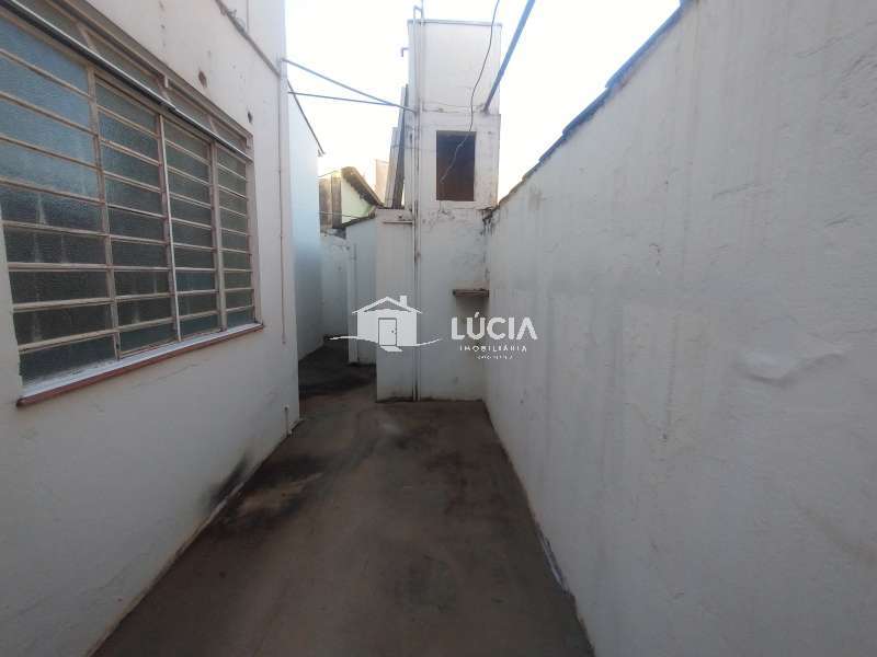 Casa à Aluguel no bairro Centro em Jaú imagem 11