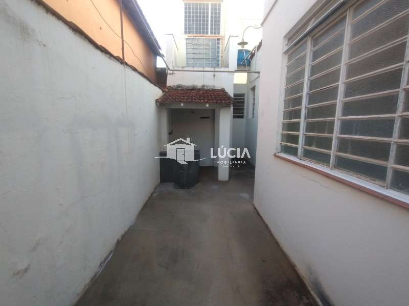 Casa à Aluguel no bairro Centro em Jaú imagem 9
