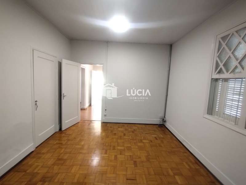 Casa à Aluguel no bairro Centro em Jaú imagem 4