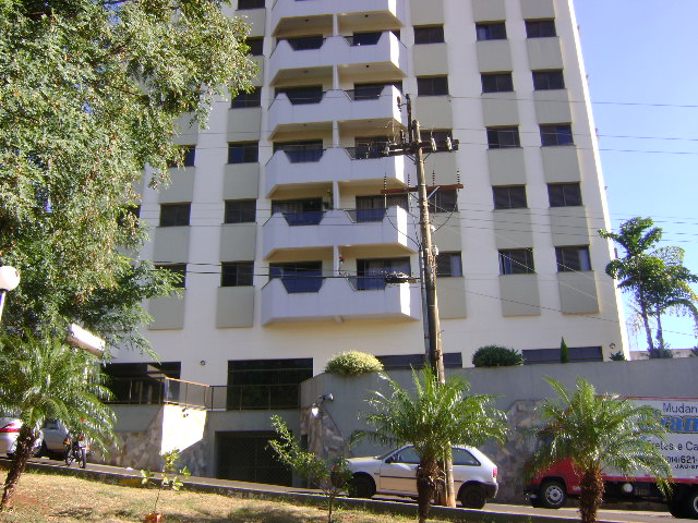 Apartamento à Aluguel no bairro Centro em Jaú imagem 0