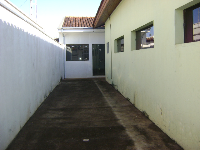 Salão à Aluguel no bairro Centro em Bariri imagem 1