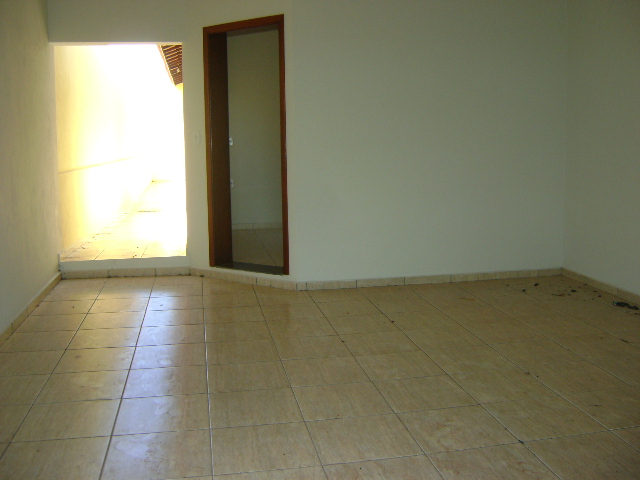 Casa à Aluguel no bairro São Judas Tadeu em Bocaina imagem 1