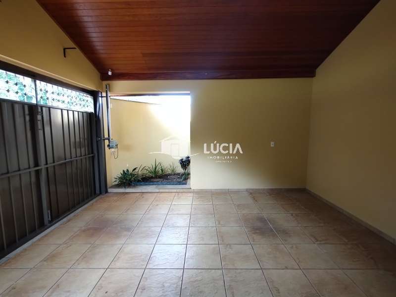 Casa à Aluguel no bairro Jardim Itamaraty em Jaú imagem 1