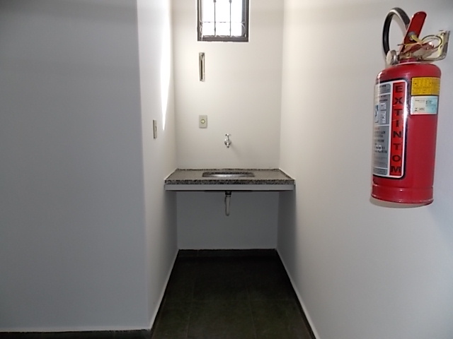 Sala Comercial à Aluguel no bairro Centro em Jaú imagem 3