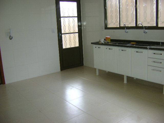 Casa à Aluguel no bairro Jardim Itamaraty em Jaú imagem 3