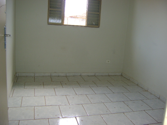 Casa à Aluguel no bairro Residencial Lion em Jaú imagem 3