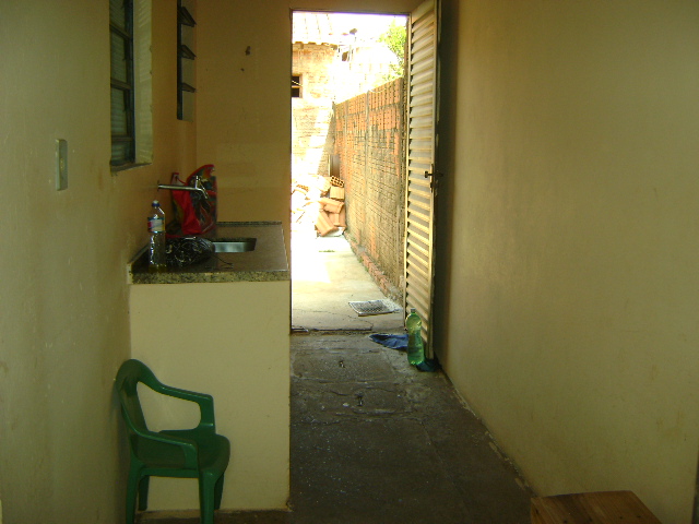 Casa à Aluguel no bairro COHAB IV em Mineiros do Tietê imagem 4