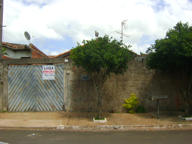 Casa à Aluguel no bairro COHAB IV em Mineiros do Tietê imagem 0