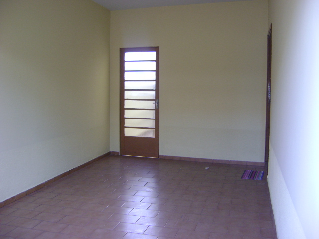 Casa à Aluguel no bairro Vila Assis em Jaú imagem 1