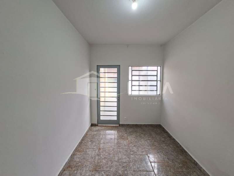 Casa à Aluguel no bairro Jardim Ferreira Dias em Jaú imagem 2