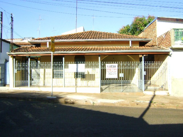 Casa à Aluguel no bairro Jardim Carolina em Jaú imagem 0