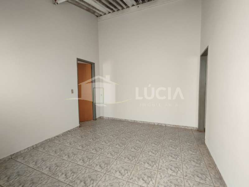 Casa à Aluguel no bairro Pouso Alegre de Baixo em Jaú imagem 0