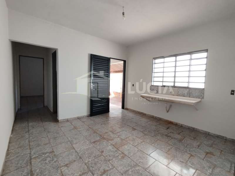 Casa à Aluguel no bairro Pouso Alegre de Baixo em Jaú imagem 2