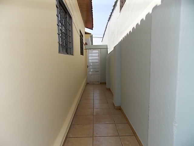 Casa à Aluguel no bairro Centro em Jaú imagem 2