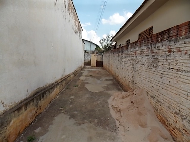 Casa à Aluguel no bairro Vila Sampaio em Jaú imagem 1