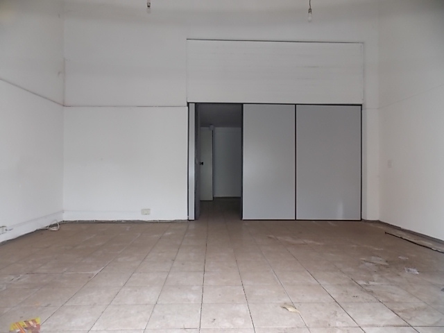 Sala Comercial à Aluguel no bairro Centro em Jaú imagem 1