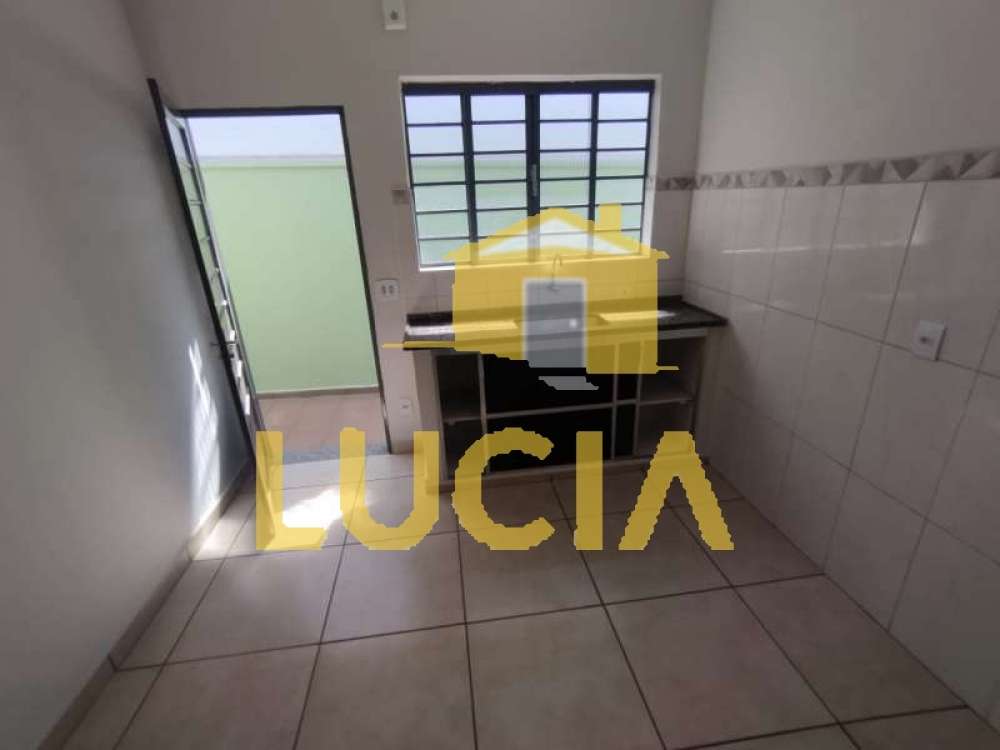 Casa à Aluguel no bairro Jardim Sanzovo em Jaú imagem 0