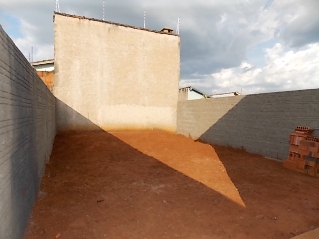 Casa à Aluguel no bairro Jardim Arco Iris em Dois Córregos imagem 4