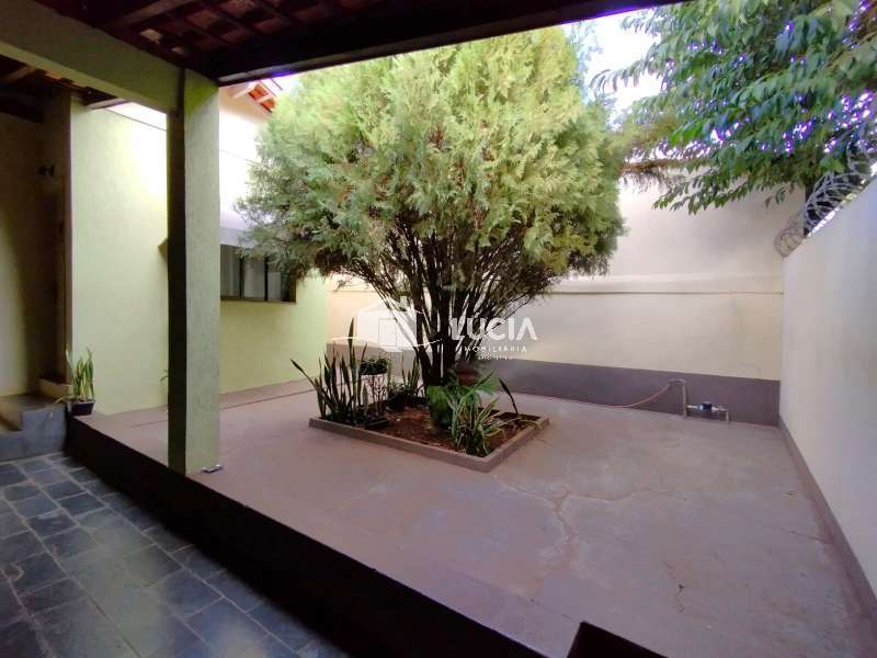 Casa à Venda no bairro Chácara Bela Vista em Jaú imagem 2