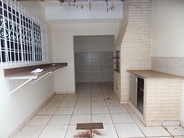 Casa à Aluguel no bairro Vila Brasil em Jaú imagem 2