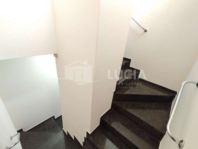 Casa à Aluguel no bairro Vila Assis em Jaú imagem 9