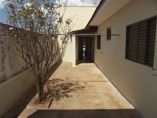 Casa à Aluguel no bairro Jardim Cila Bauab em Jaú imagem 2