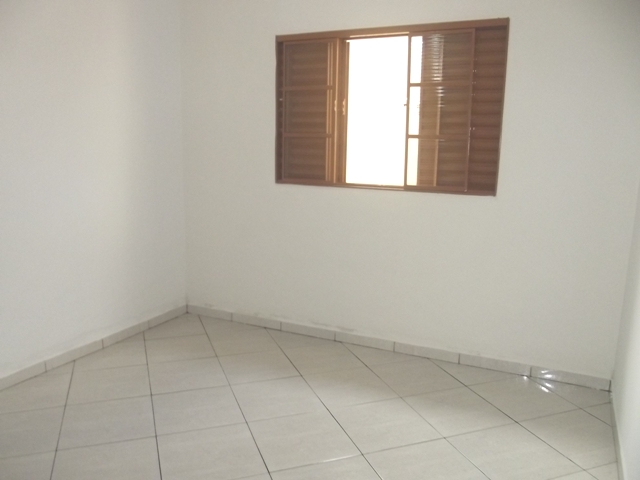 Casa à Aluguel no bairro Jd. Bela Vista I em Dois Córregos imagem 3