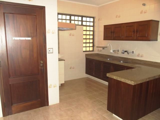Casa à Venda no bairro Centro em Jaú imagem 10