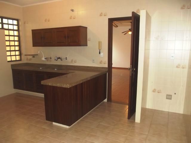 Casa à Venda no bairro Centro em Jaú imagem 9