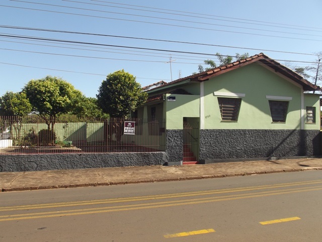Casa à Aluguel no bairro Jardim Carolina em Jaú imagem 0