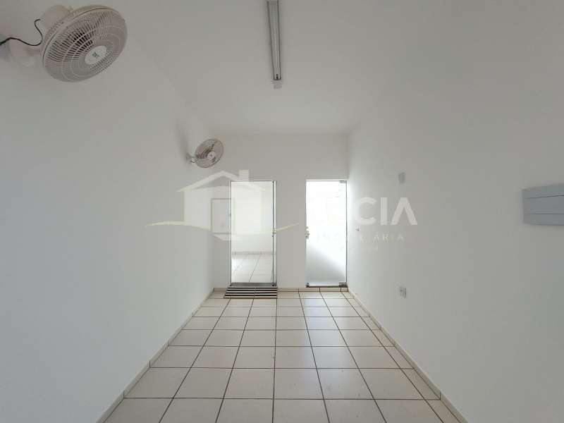 Salas Comerciais à Aluguel no bairro Centro em Jaú imagem 1