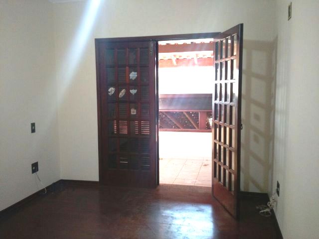 Casa à Aluguel no bairro Jardim Maria Luiza III em Jaú imagem 9