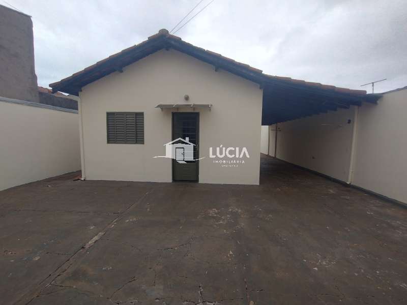 Casa à Aluguel no bairro Residencial Bela Vista em Jaú imagem 1
