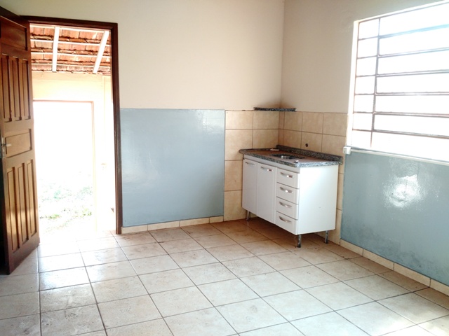 Casa à Aluguel no bairro Vila Santa Terezinha em Jaú imagem 0